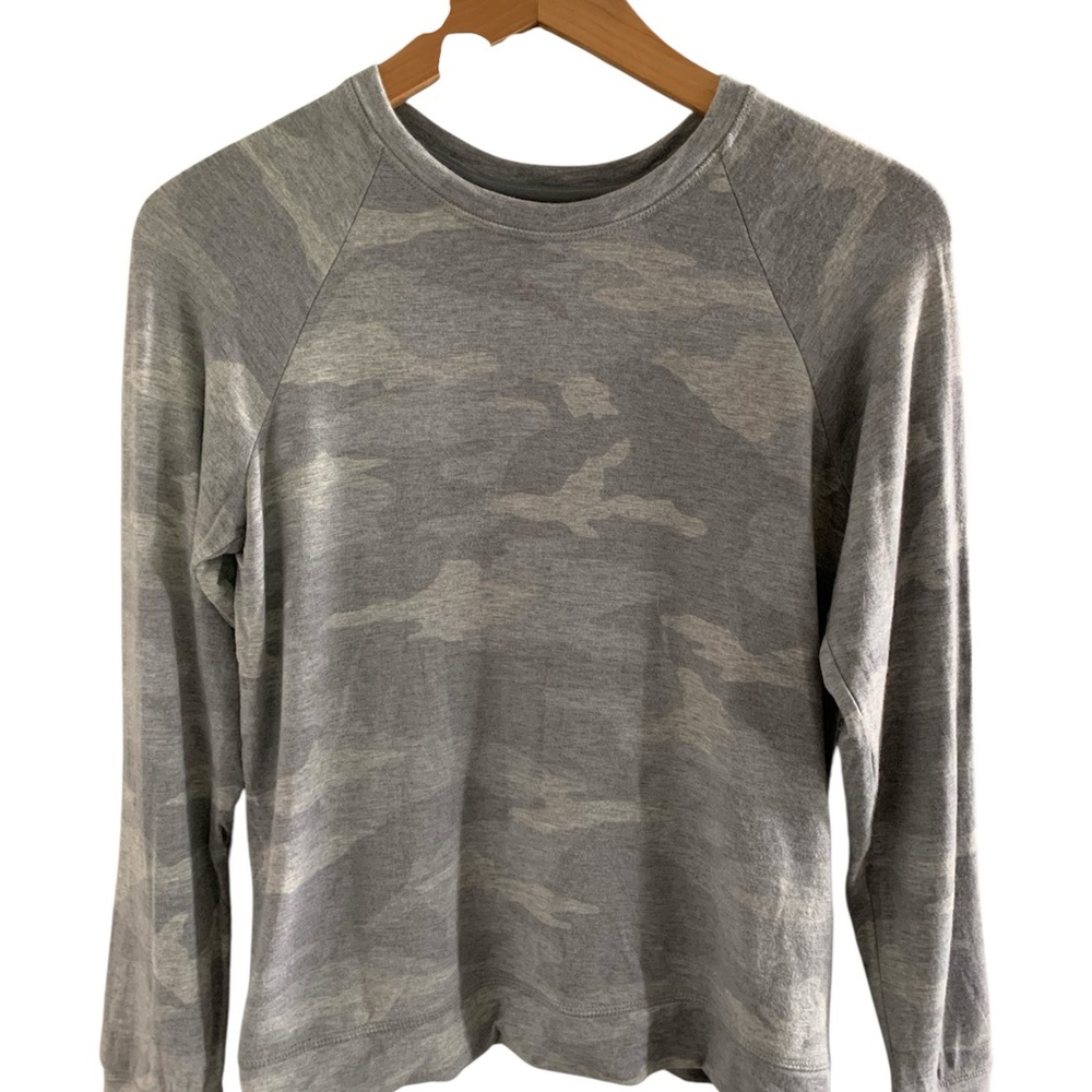 Athleta Girl Gray Camo Sweatshirt - Lightweight & in EUC